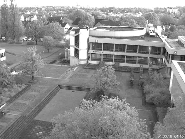 Foto der Webcam: Verwaltungsgeb&auml;ude, Innenhof mit Audimax, H&ouml;rsaal-Geb&auml;ude 1