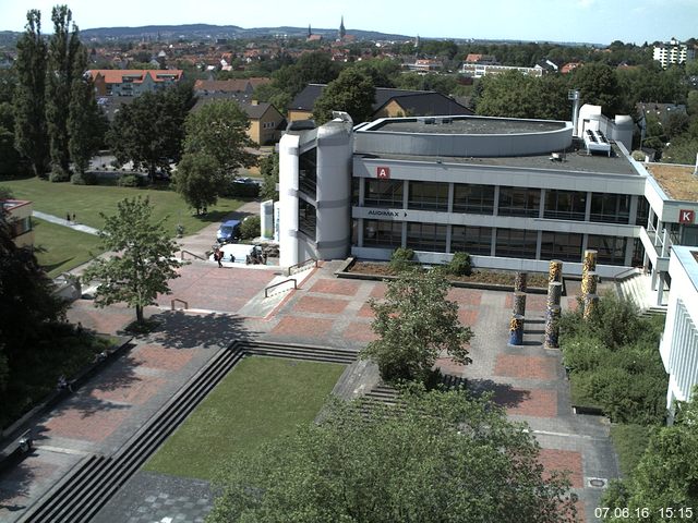 Foto der Webcam: Verwaltungsgeb&auml;ude, Innenhof mit Audimax, H&ouml;rsaal-Geb&auml;ude 1