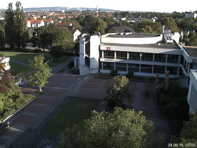 Foto der Webcam: Verwaltungsgeb&auml;ude, Innenhof mit Audimax, H&ouml;rsaal-Geb&auml;ude 1