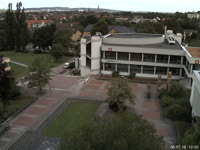 Foto der Webcam: Verwaltungsgeb&auml;ude, Innenhof mit Audimax, H&ouml;rsaal-Geb&auml;ude 1