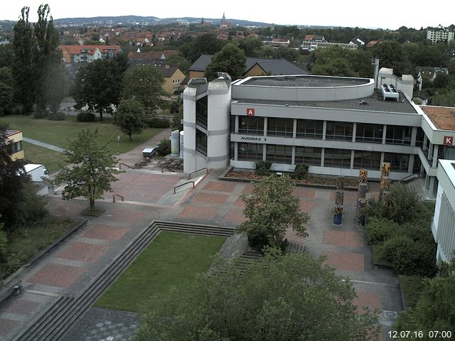Foto der Webcam: Verwaltungsgeb&auml;ude, Innenhof mit Audimax, H&ouml;rsaal-Geb&auml;ude 1