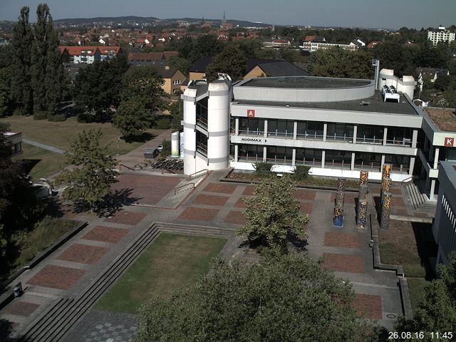 Foto der Webcam: Verwaltungsgeb&auml;ude, Innenhof mit Audimax, H&ouml;rsaal-Geb&auml;ude 1