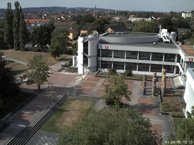 Foto der Webcam: Verwaltungsgeb&auml;ude, Innenhof mit Audimax, H&ouml;rsaal-Geb&auml;ude 1