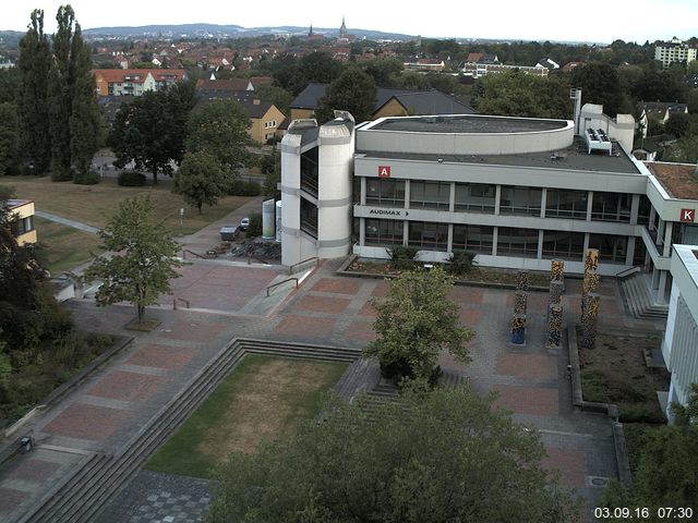 Foto der Webcam: Verwaltungsgeb&auml;ude, Innenhof mit Audimax, H&ouml;rsaal-Geb&auml;ude 1