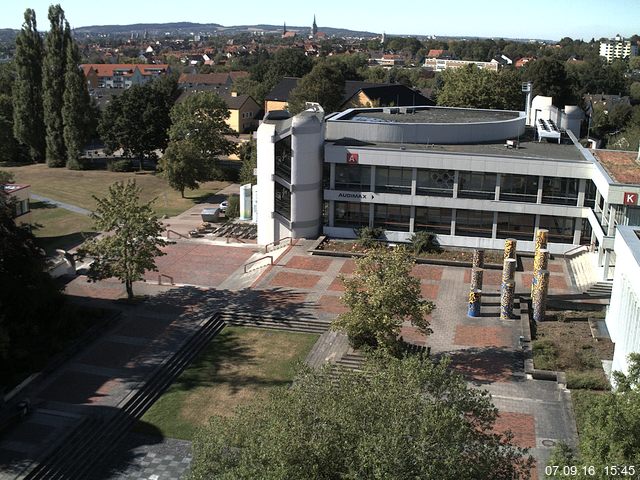Foto der Webcam: Verwaltungsgeb&auml;ude, Innenhof mit Audimax, H&ouml;rsaal-Geb&auml;ude 1