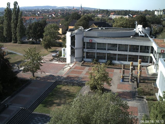 Foto der Webcam: Verwaltungsgeb&auml;ude, Innenhof mit Audimax, H&ouml;rsaal-Geb&auml;ude 1