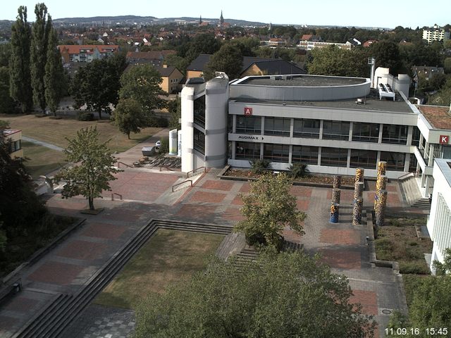 Foto der Webcam: Verwaltungsgeb&auml;ude, Innenhof mit Audimax, H&ouml;rsaal-Geb&auml;ude 1