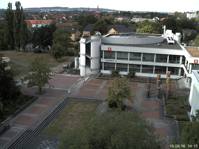 Foto der Webcam: Verwaltungsgeb&auml;ude, Innenhof mit Audimax, H&ouml;rsaal-Geb&auml;ude 1
