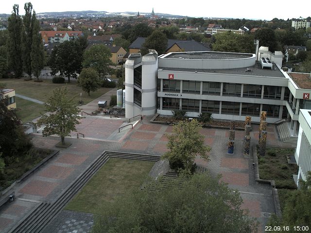 Foto der Webcam: Verwaltungsgeb&auml;ude, Innenhof mit Audimax, H&ouml;rsaal-Geb&auml;ude 1