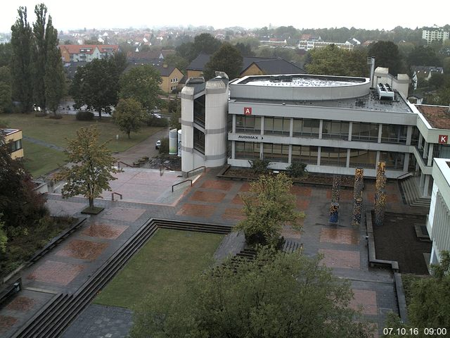 Foto der Webcam: Verwaltungsgeb&auml;ude, Innenhof mit Audimax, H&ouml;rsaal-Geb&auml;ude 1