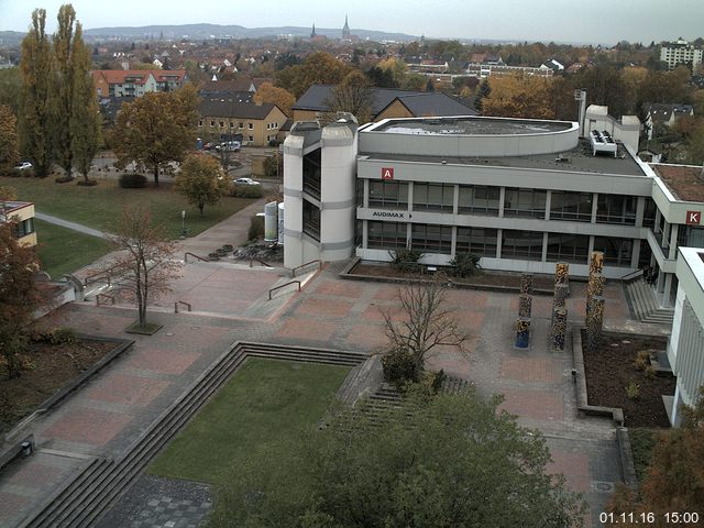 Foto der Webcam: Verwaltungsgeb&auml;ude, Innenhof mit Audimax, H&ouml;rsaal-Geb&auml;ude 1