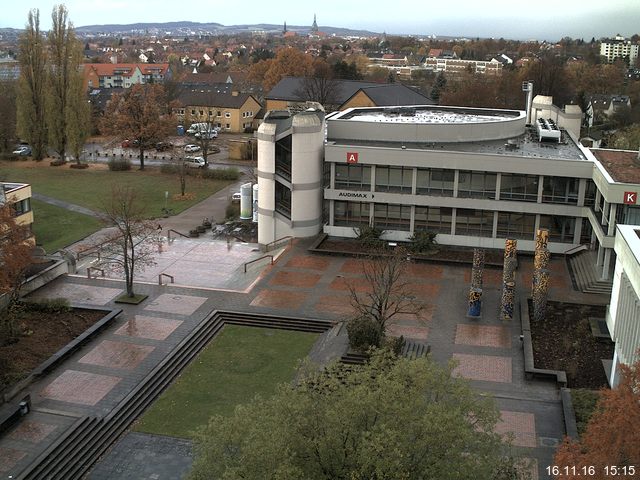 Foto der Webcam: Verwaltungsgeb&auml;ude, Innenhof mit Audimax, H&ouml;rsaal-Geb&auml;ude 1