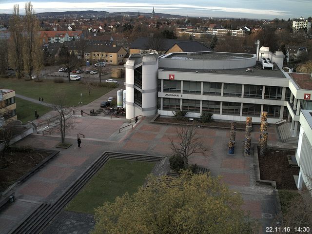 Foto der Webcam: Verwaltungsgeb&auml;ude, Innenhof mit Audimax, H&ouml;rsaal-Geb&auml;ude 1