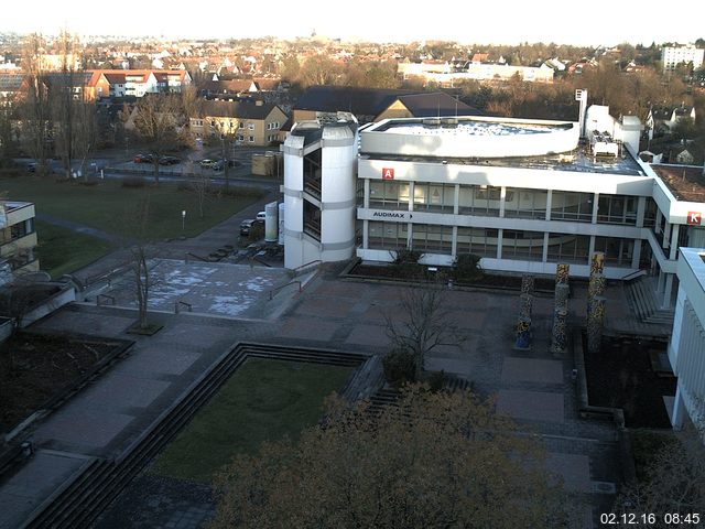 Foto der Webcam: Verwaltungsgeb&auml;ude, Innenhof mit Audimax, H&ouml;rsaal-Geb&auml;ude 1