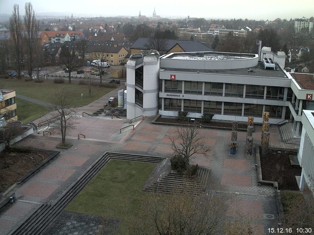 Foto der Webcam: Verwaltungsgeb&auml;ude, Innenhof mit Audimax, H&ouml;rsaal-Geb&auml;ude 1