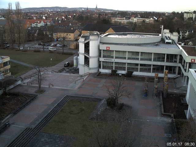 Foto der Webcam: Verwaltungsgeb&auml;ude, Innenhof mit Audimax, H&ouml;rsaal-Geb&auml;ude 1
