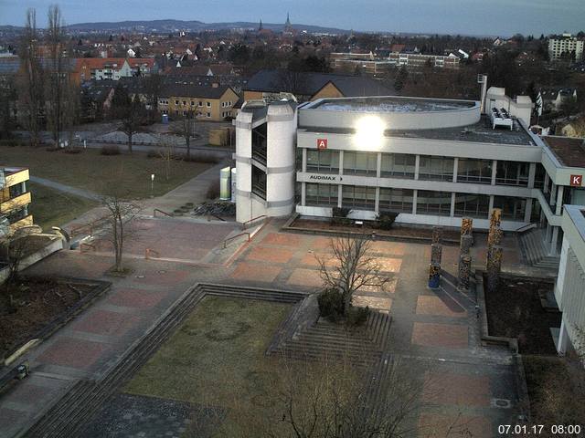 Foto der Webcam: Verwaltungsgeb&auml;ude, Innenhof mit Audimax, H&ouml;rsaal-Geb&auml;ude 1