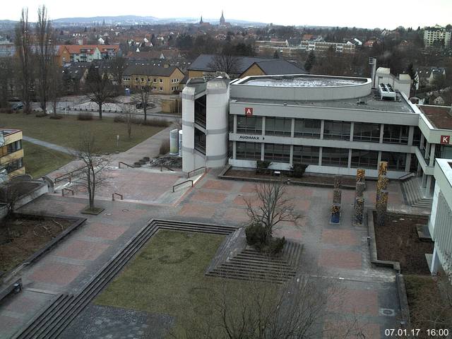 Foto der Webcam: Verwaltungsgeb&auml;ude, Innenhof mit Audimax, H&ouml;rsaal-Geb&auml;ude 1