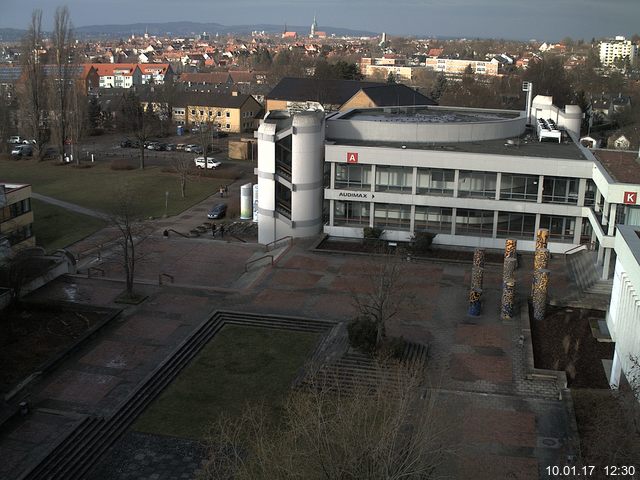 Foto der Webcam: Verwaltungsgeb&auml;ude, Innenhof mit Audimax, H&ouml;rsaal-Geb&auml;ude 1