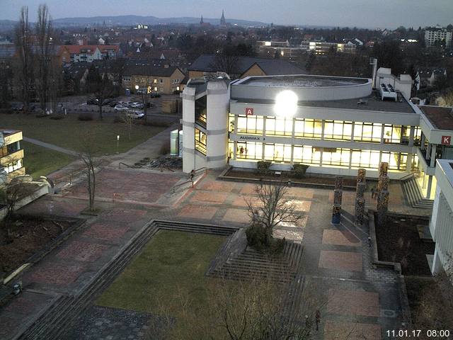 Foto der Webcam: Verwaltungsgeb&auml;ude, Innenhof mit Audimax, H&ouml;rsaal-Geb&auml;ude 1