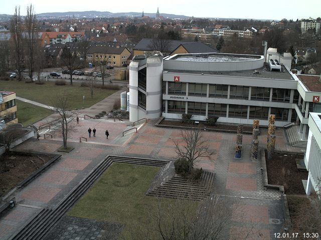 Foto der Webcam: Verwaltungsgeb&auml;ude, Innenhof mit Audimax, H&ouml;rsaal-Geb&auml;ude 1