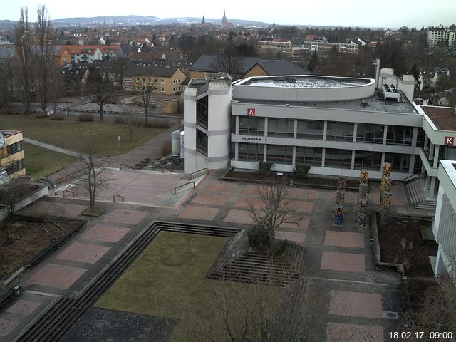 Foto der Webcam: Verwaltungsgeb&auml;ude, Innenhof mit Audimax, H&ouml;rsaal-Geb&auml;ude 1