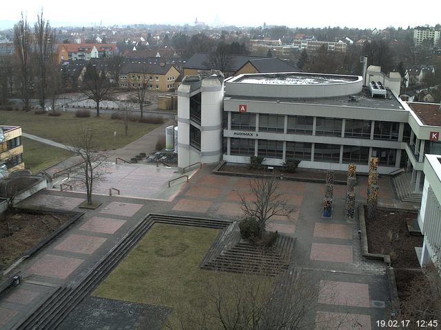 Foto der Webcam: Verwaltungsgeb&auml;ude, Innenhof mit Audimax, H&ouml;rsaal-Geb&auml;ude 1