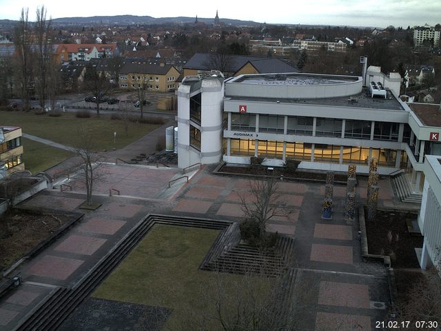 Foto der Webcam: Verwaltungsgeb&auml;ude, Innenhof mit Audimax, H&ouml;rsaal-Geb&auml;ude 1