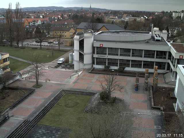 Foto der Webcam: Verwaltungsgeb&auml;ude, Innenhof mit Audimax, H&ouml;rsaal-Geb&auml;ude 1