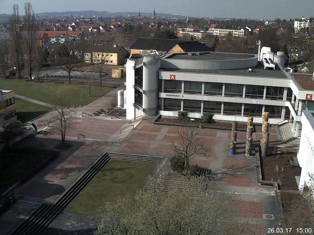 Foto der Webcam: Verwaltungsgeb&auml;ude, Innenhof mit Audimax, H&ouml;rsaal-Geb&auml;ude 1
