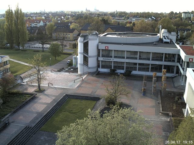 Foto der Webcam: Verwaltungsgeb&auml;ude, Innenhof mit Audimax, H&ouml;rsaal-Geb&auml;ude 1