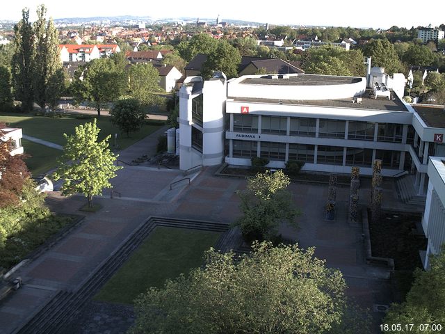 Foto der Webcam: Verwaltungsgeb&auml;ude, Innenhof mit Audimax, H&ouml;rsaal-Geb&auml;ude 1