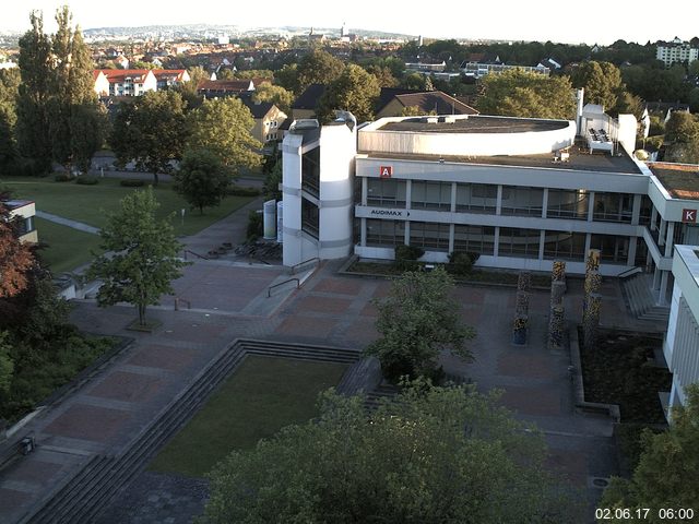 Foto der Webcam: Verwaltungsgeb&auml;ude, Innenhof mit Audimax, H&ouml;rsaal-Geb&auml;ude 1