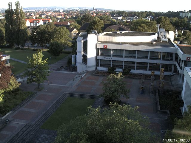 Foto der Webcam: Verwaltungsgeb&auml;ude, Innenhof mit Audimax, H&ouml;rsaal-Geb&auml;ude 1