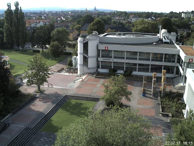 Foto der Webcam: Verwaltungsgeb&auml;ude, Innenhof mit Audimax, H&ouml;rsaal-Geb&auml;ude 1