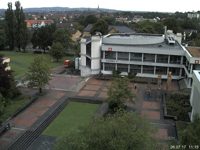 Foto der Webcam: Verwaltungsgebäude, Innenhof mit Audimax, Hörsaal-Gebäude 1