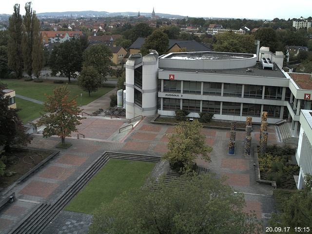 Foto der Webcam: Verwaltungsgeb&auml;ude, Innenhof mit Audimax, H&ouml;rsaal-Geb&auml;ude 1