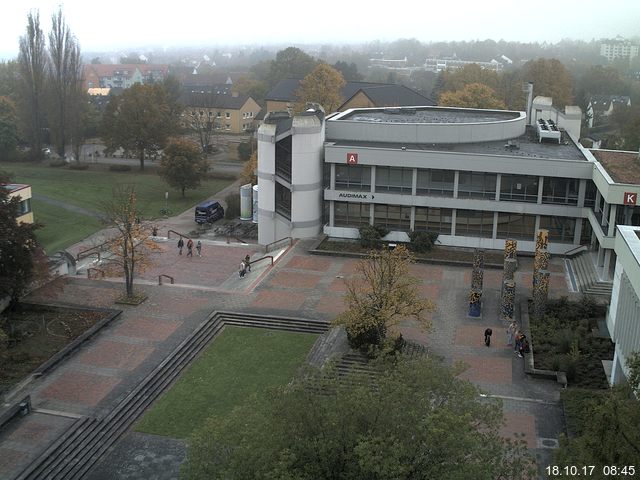 Foto der Webcam: Verwaltungsgeb&auml;ude, Innenhof mit Audimax, H&ouml;rsaal-Geb&auml;ude 1