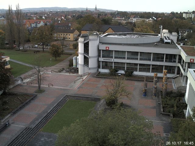 Foto der Webcam: Verwaltungsgeb&auml;ude, Innenhof mit Audimax, H&ouml;rsaal-Geb&auml;ude 1