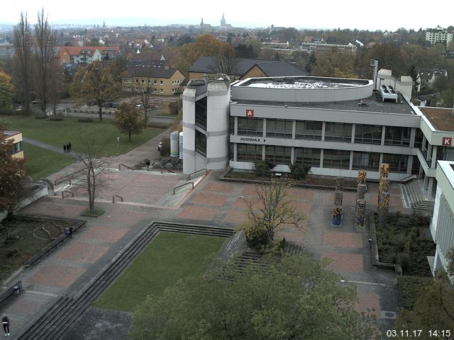 Foto der Webcam: Verwaltungsgeb&auml;ude, Innenhof mit Audimax, H&ouml;rsaal-Geb&auml;ude 1