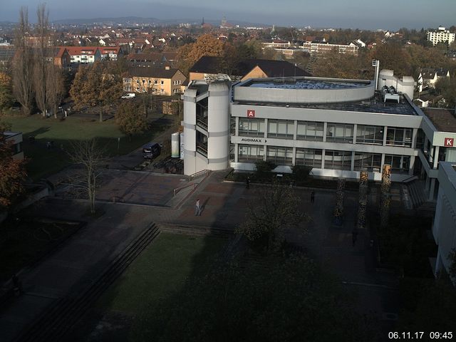 Foto der Webcam: Verwaltungsgeb&auml;ude, Innenhof mit Audimax, H&ouml;rsaal-Geb&auml;ude 1