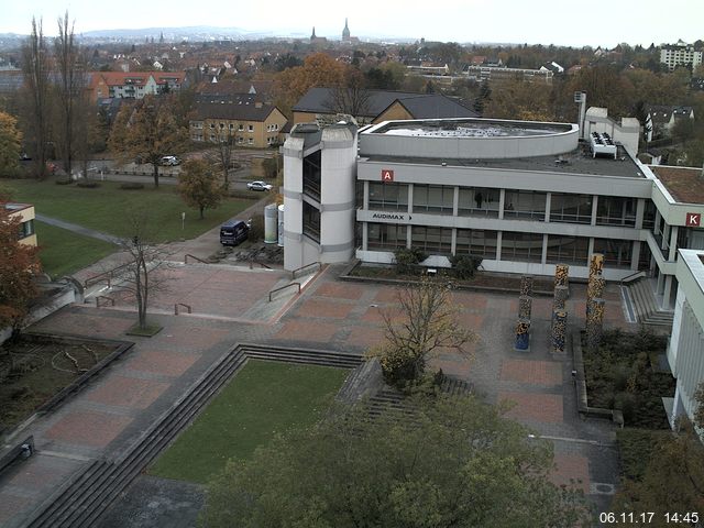 Foto der Webcam: Verwaltungsgeb&auml;ude, Innenhof mit Audimax, H&ouml;rsaal-Geb&auml;ude 1