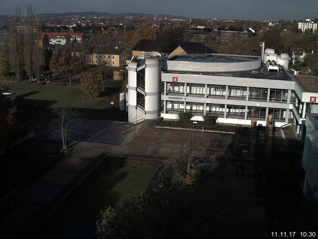 Foto der Webcam: Verwaltungsgeb&auml;ude, Innenhof mit Audimax, H&ouml;rsaal-Geb&auml;ude 1
