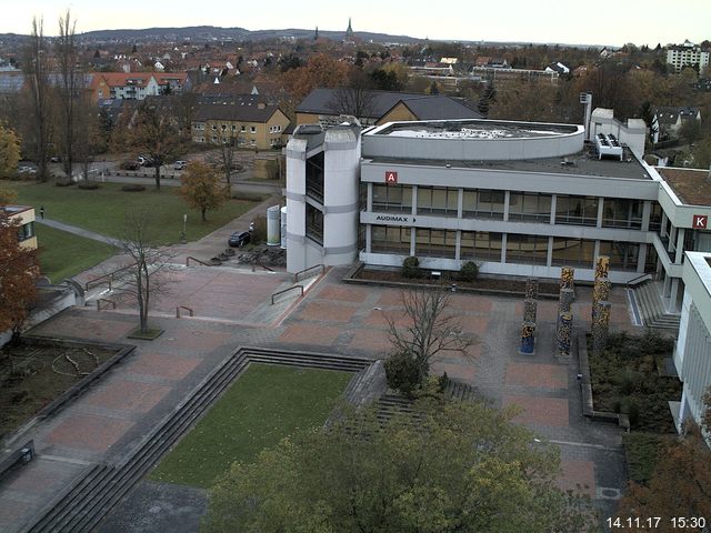 Foto der Webcam: Verwaltungsgeb&auml;ude, Innenhof mit Audimax, H&ouml;rsaal-Geb&auml;ude 1