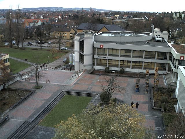 Foto der Webcam: Verwaltungsgeb&auml;ude, Innenhof mit Audimax, H&ouml;rsaal-Geb&auml;ude 1