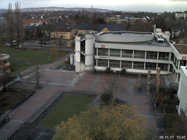 Foto der Webcam: Verwaltungsgeb&auml;ude, Innenhof mit Audimax, H&ouml;rsaal-Geb&auml;ude 1