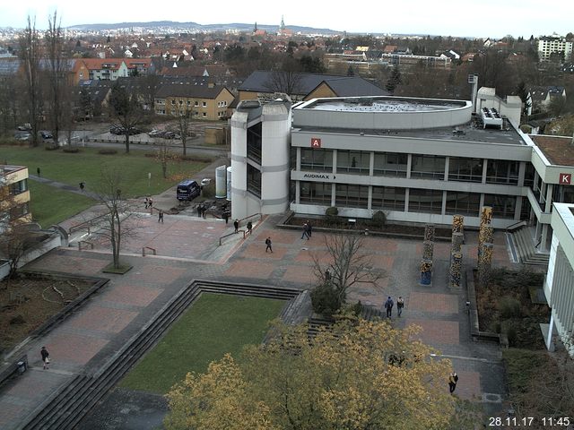 Foto der Webcam: Verwaltungsgeb&auml;ude, Innenhof mit Audimax, H&ouml;rsaal-Geb&auml;ude 1
