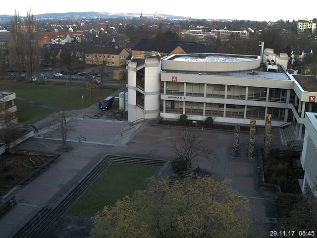 Foto der Webcam: Verwaltungsgeb&auml;ude, Innenhof mit Audimax, H&ouml;rsaal-Geb&auml;ude 1