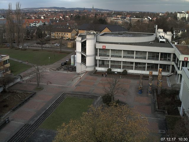 Foto der Webcam: Verwaltungsgeb&auml;ude, Innenhof mit Audimax, H&ouml;rsaal-Geb&auml;ude 1
