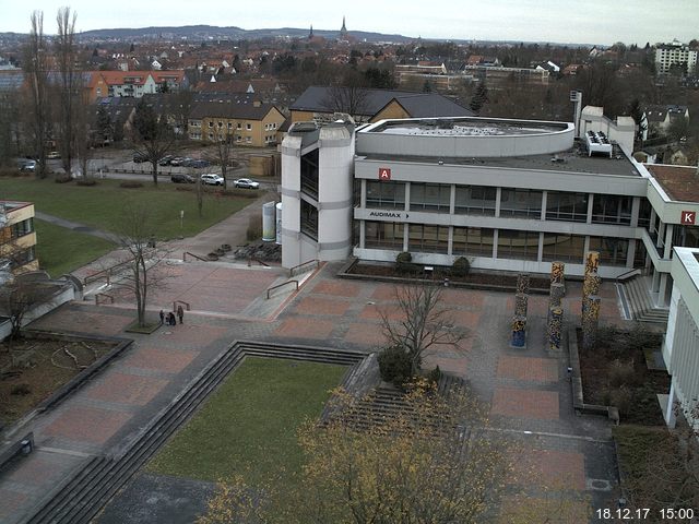 Foto der Webcam: Verwaltungsgeb&auml;ude, Innenhof mit Audimax, H&ouml;rsaal-Geb&auml;ude 1